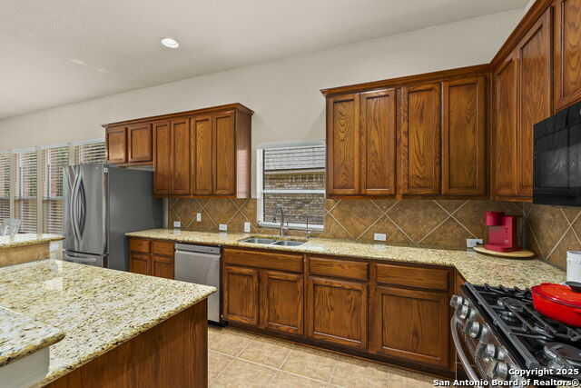 Image 20 of 38 For 26718 Trinity Hill