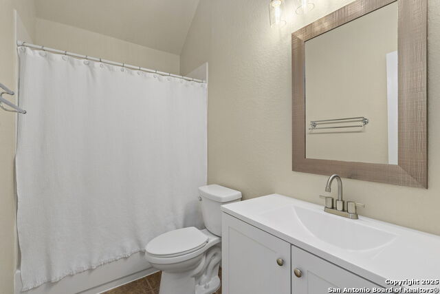 Image 27 of 38 For 26718 Trinity Hill