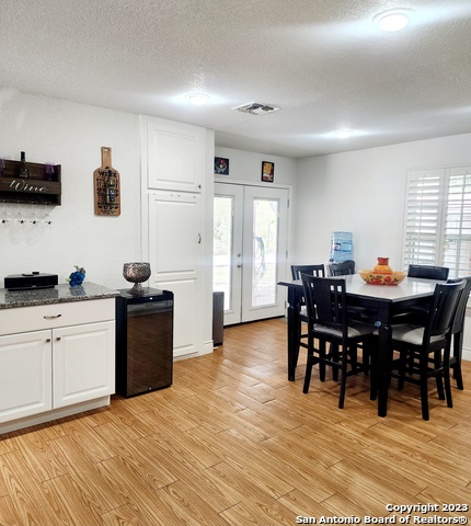 Listing photo id 10 for 6602 Peachtree