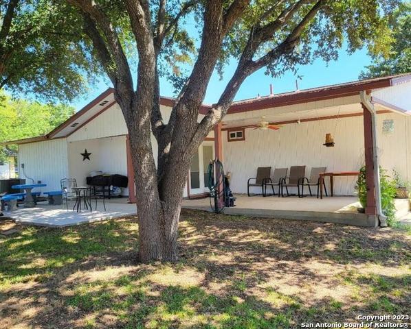 Listing photo id 21 for 6602 Peachtree