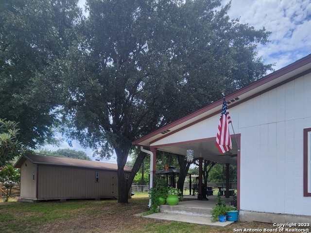 Listing photo id 25 for 6602 Peachtree