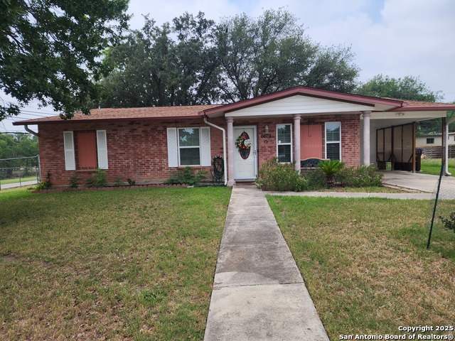 Listing photo id 1 for 6602 Peachtree