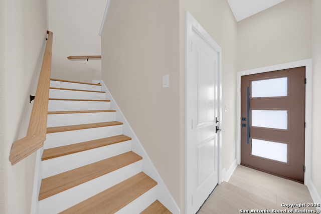 Listing photo id 9 for 11710 Vance Jackson Rd 702