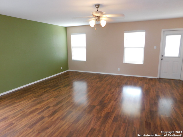 Image 4 of 19 For 818 Three Wood Way