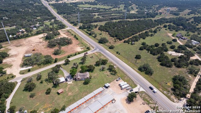 Image 27 of 33 For 153 Lone Oak