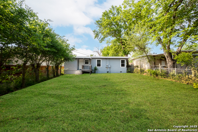 Listing photo id 11 for 114 Oxford  