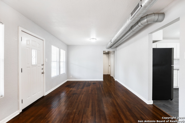 Listing photo id 0 for 114 Oxford  
