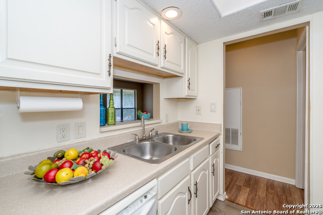 Image 15 of 31 For 11843 Braesview  504e