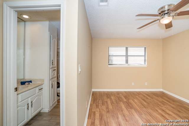Image 19 of 31 For 11843 Braesview  504e