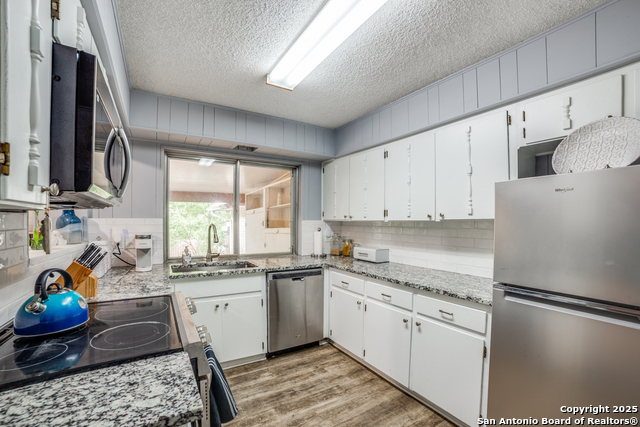Image 9 of 23 For 10931 Whisper Valley