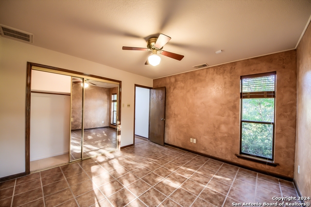 Listing photo id 25 for 8705 Mountain Top