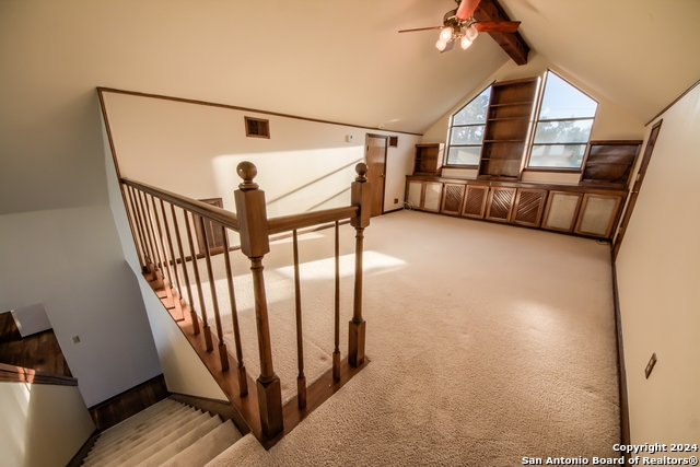 Listing photo id 27 for 8705 Mountain Top