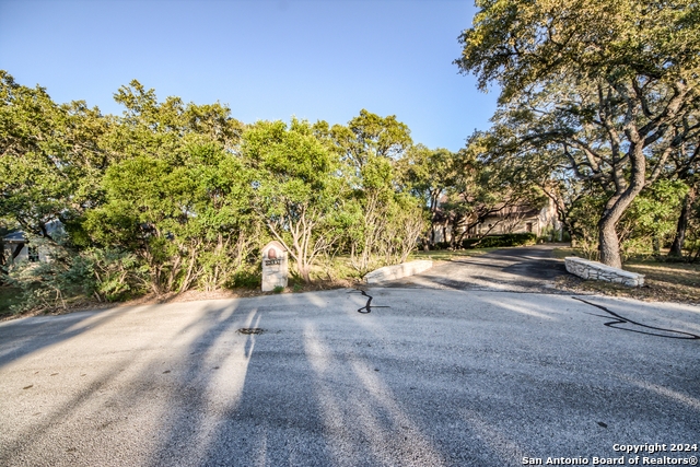 Listing photo id 38 for 8705 Mountain Top