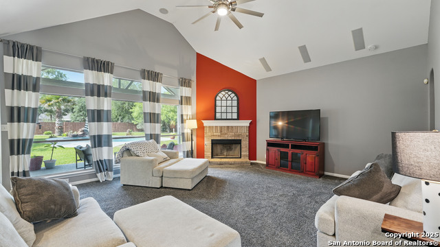 Image 22 of 95 For 14534 Gunter Ave