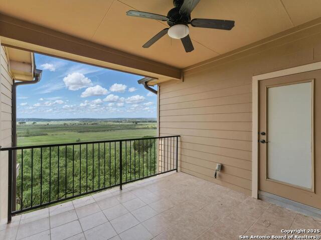Image 17 of 25 For 976 Parkview