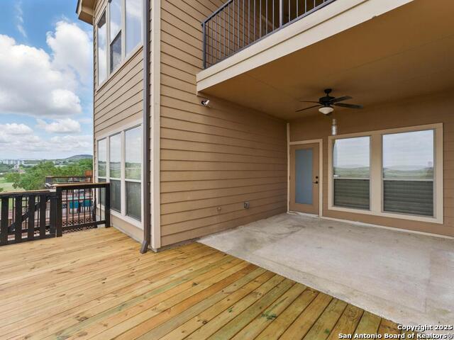 Image 7 of 25 For 976 Parkview