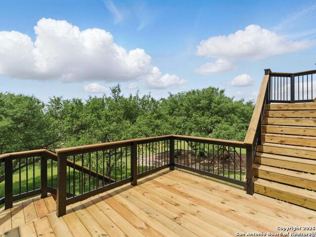 Image 9 of 25 For 976 Parkview