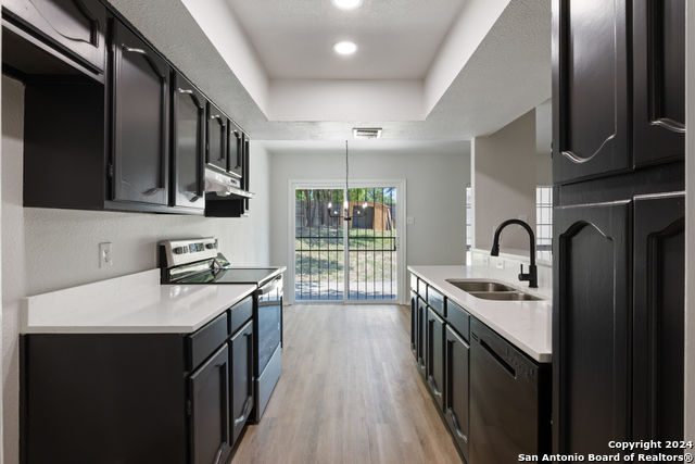 Listing photo id 2 for 1102 Fillmore Dr