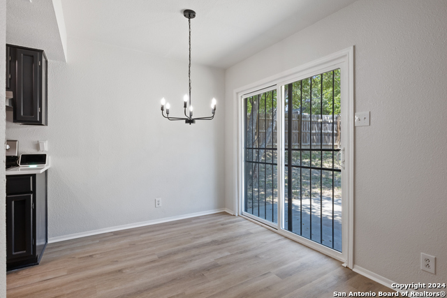 Listing photo id 4 for 1102 Fillmore Dr