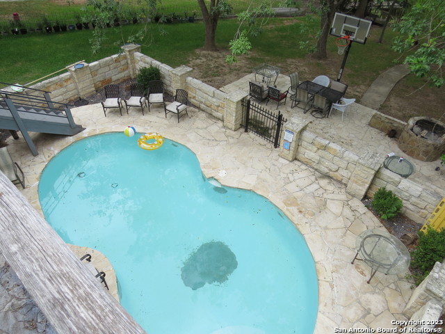 Image 24 of 31 For 2221 Lakewood Dr