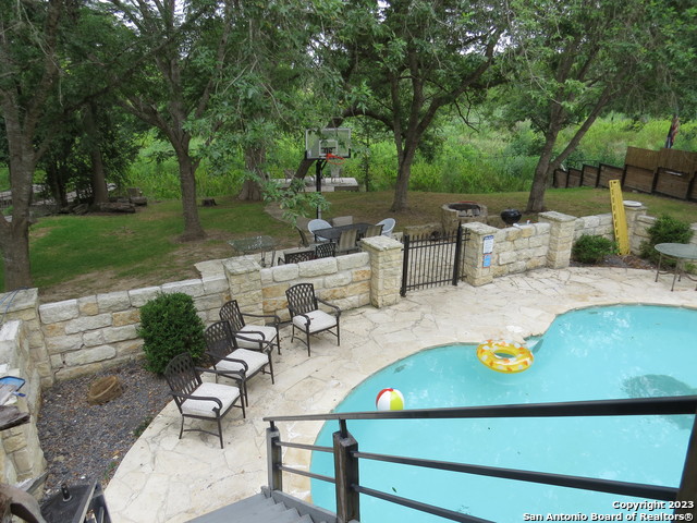 Image 26 of 31 For 2221 Lakewood Dr