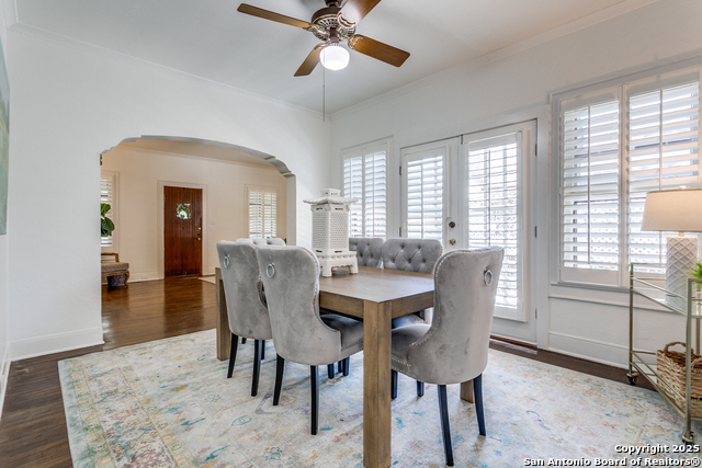 Listing photo id 8 for 315 Lullwood W