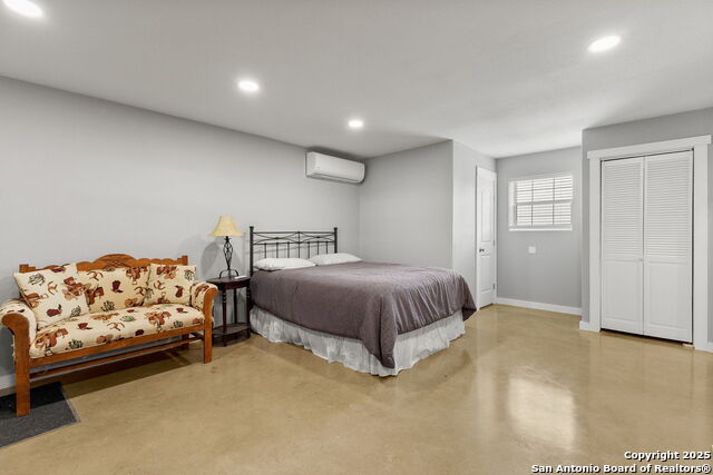 Image 35 of 48 For 381 Schneider Rd