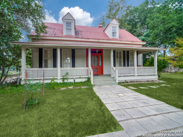 Listing photo id 13 for 331 Fifth Street