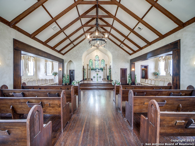 Listing photo id 0 for 331 Fifth Street