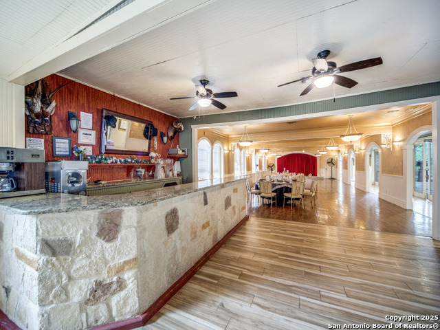 Listing photo id 7 for 331 Fifth Street