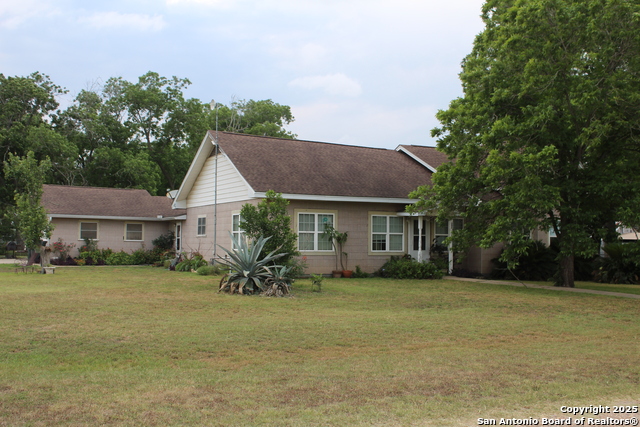 Details for 302 5th  , Nordheim, TX 78141