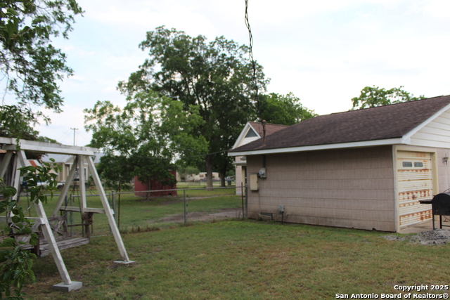 Image 9 of 16 For 302 5th  