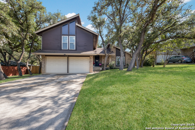 Listing photo id 0 for 2930 Low Oak St