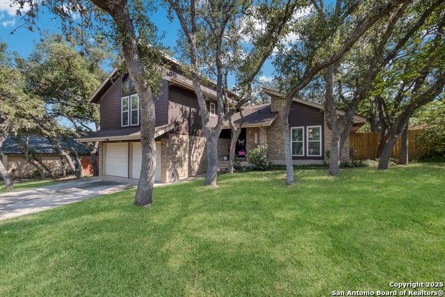Listing photo id 2 for 2930 Low Oak St
