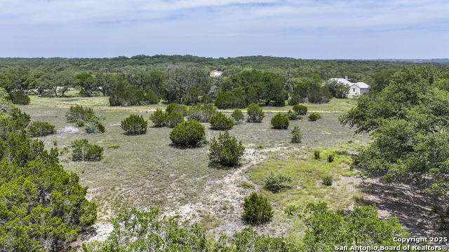 Listing photo id 20 for 314 Serenity Pass