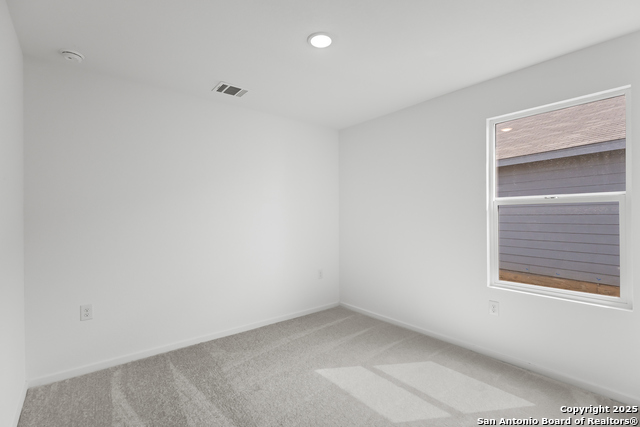 Image 17 of 25 For 1003 Beck Terrace