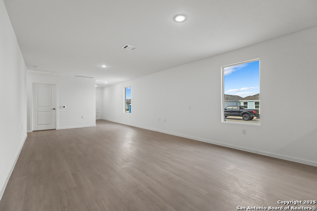 Image 7 of 25 For 1003 Beck Terrace