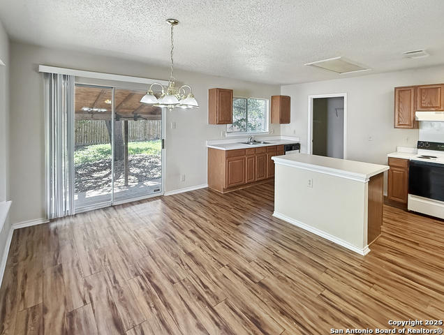 Image 2 of 14 For 9814 Diamond Cliff Dr