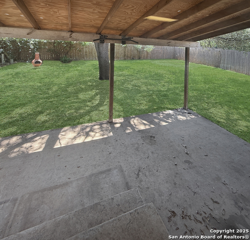Image 9 of 14 For 9814 Diamond Cliff Dr