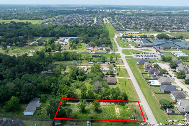 Listing photo id 0 for 20715 Post Oak S