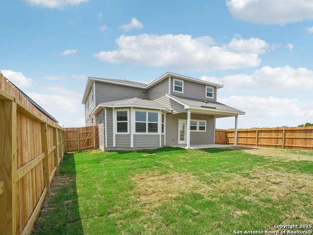 Listing photo id 23 for 10226 King Robert