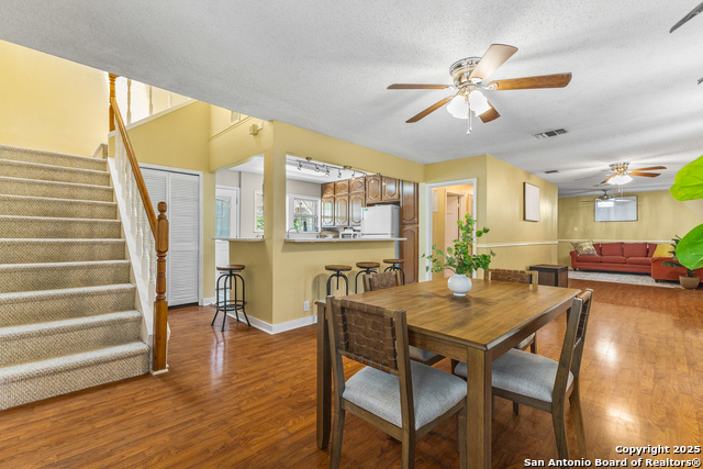 Listing photo id 1 for 1605 Winnipeg W