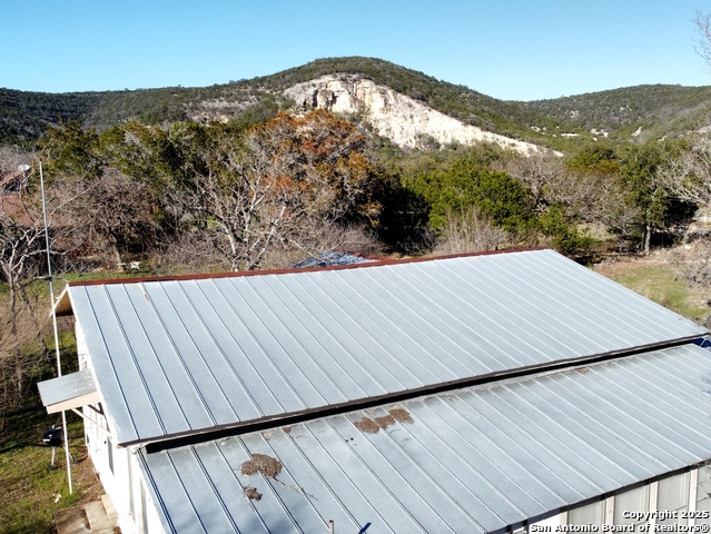 Listing photo id 26 for 224 Rocky Top