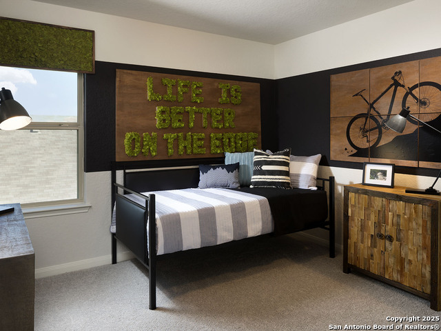 Listing photo id 6 for 10279 King Robert