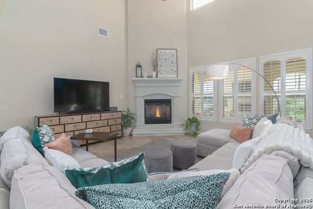 Image 12 of 50 For 23902 Danview