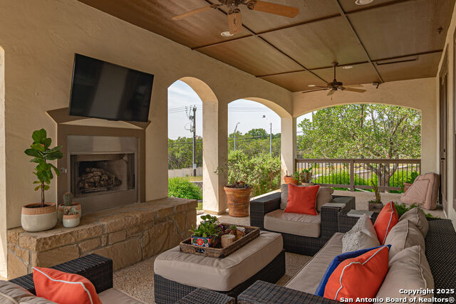 Image 38 of 50 For 23902 Danview