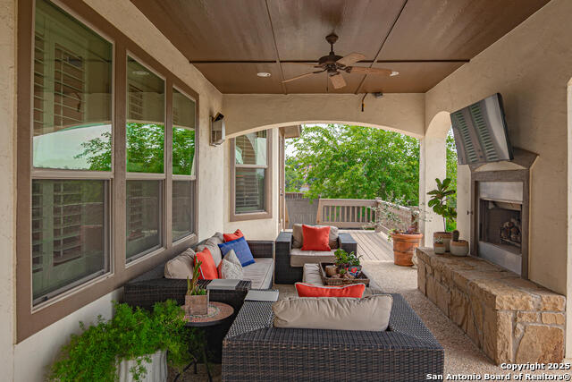Image 40 of 50 For 23902 Danview