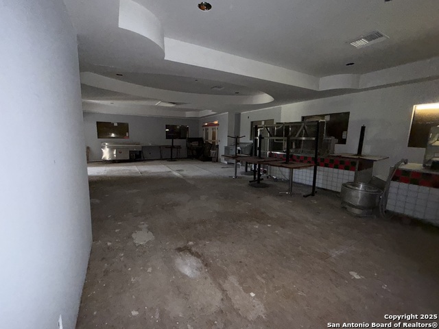 Listing photo id 5 for 1435 Nw 24th St
