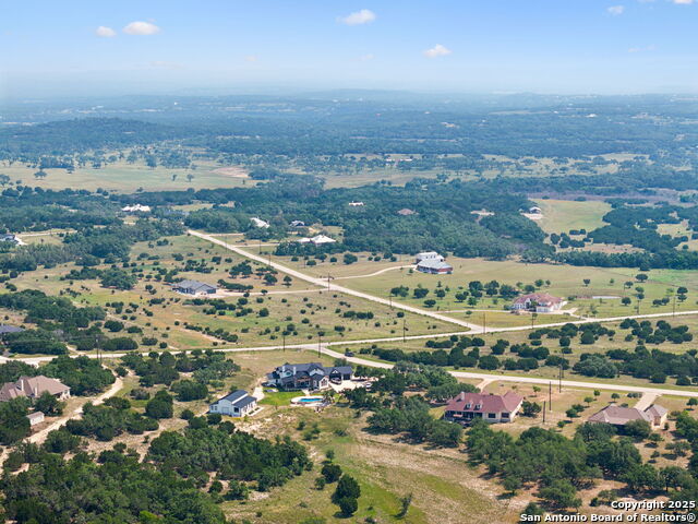 Image 28 of 29 For 405 Oak Haven