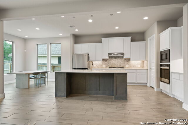 Image 9 of 40 For 25707 Madison Ranch